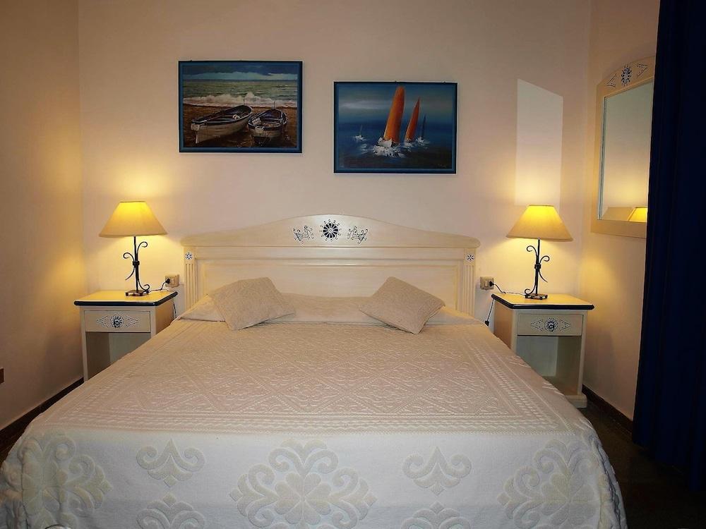 Hotel La Conchiglia La Maddalena  Exteriér fotografie