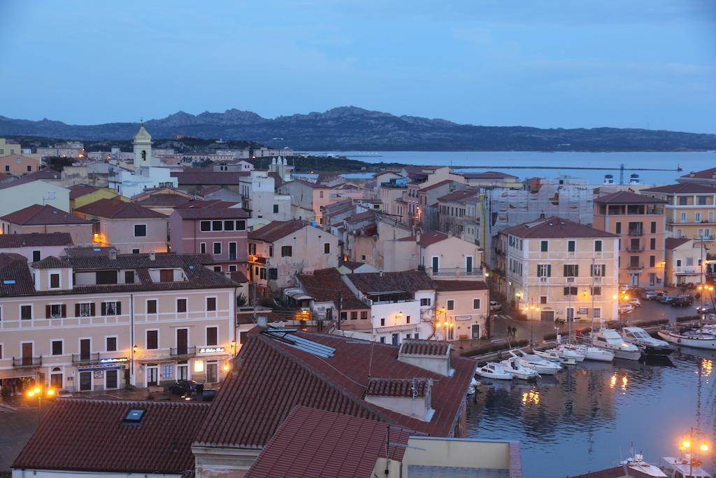 Hotel La Conchiglia La Maddalena  Exteriér fotografie
