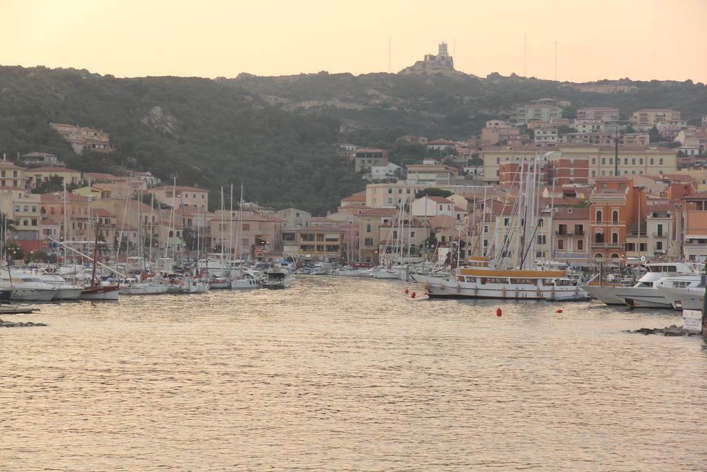Hotel La Conchiglia La Maddalena  Exteriér fotografie