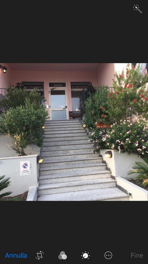 Hotel La Conchiglia La Maddalena  Exteriér fotografie